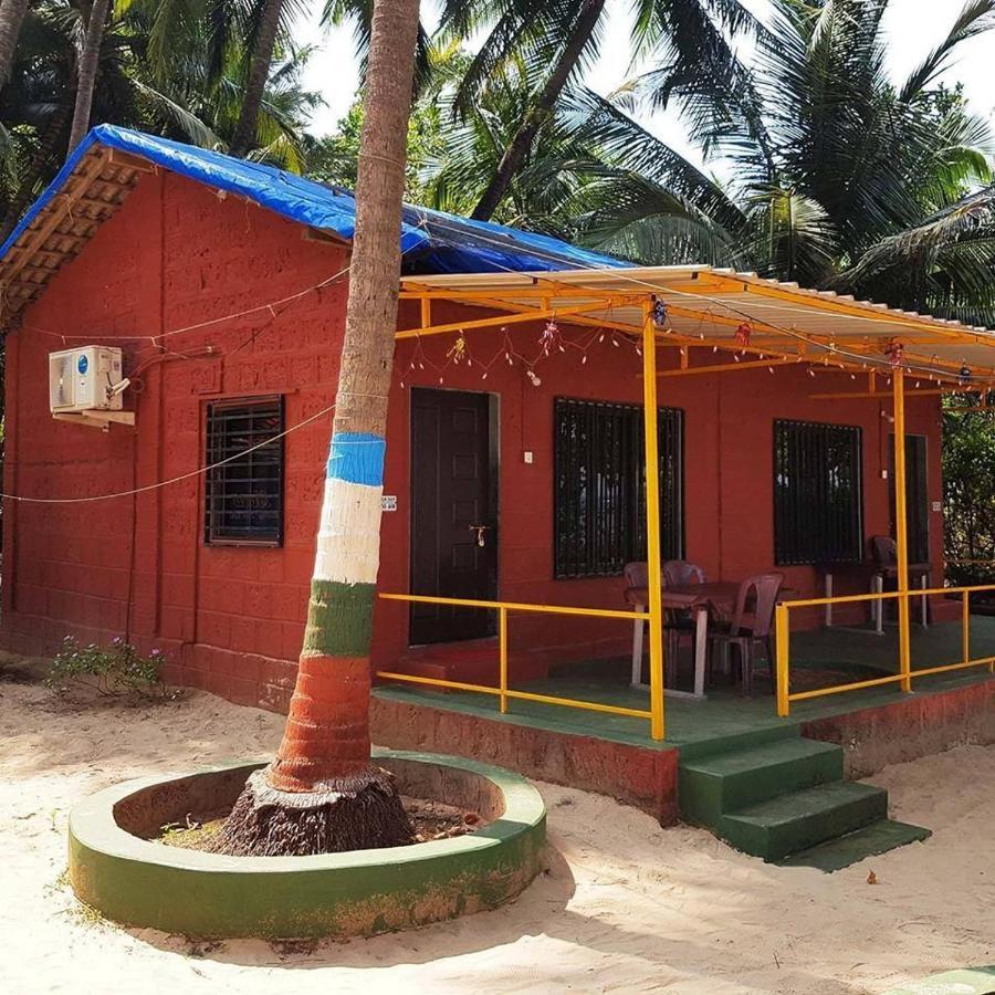 Mayekar'S Holiday Home, Chivla Beach, Малван Екстер'єр фото